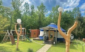Slow Flow Glamp